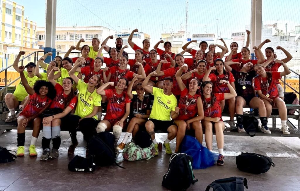 Temporada 2025 2026 Voleibol Sevilla juega con nosotros